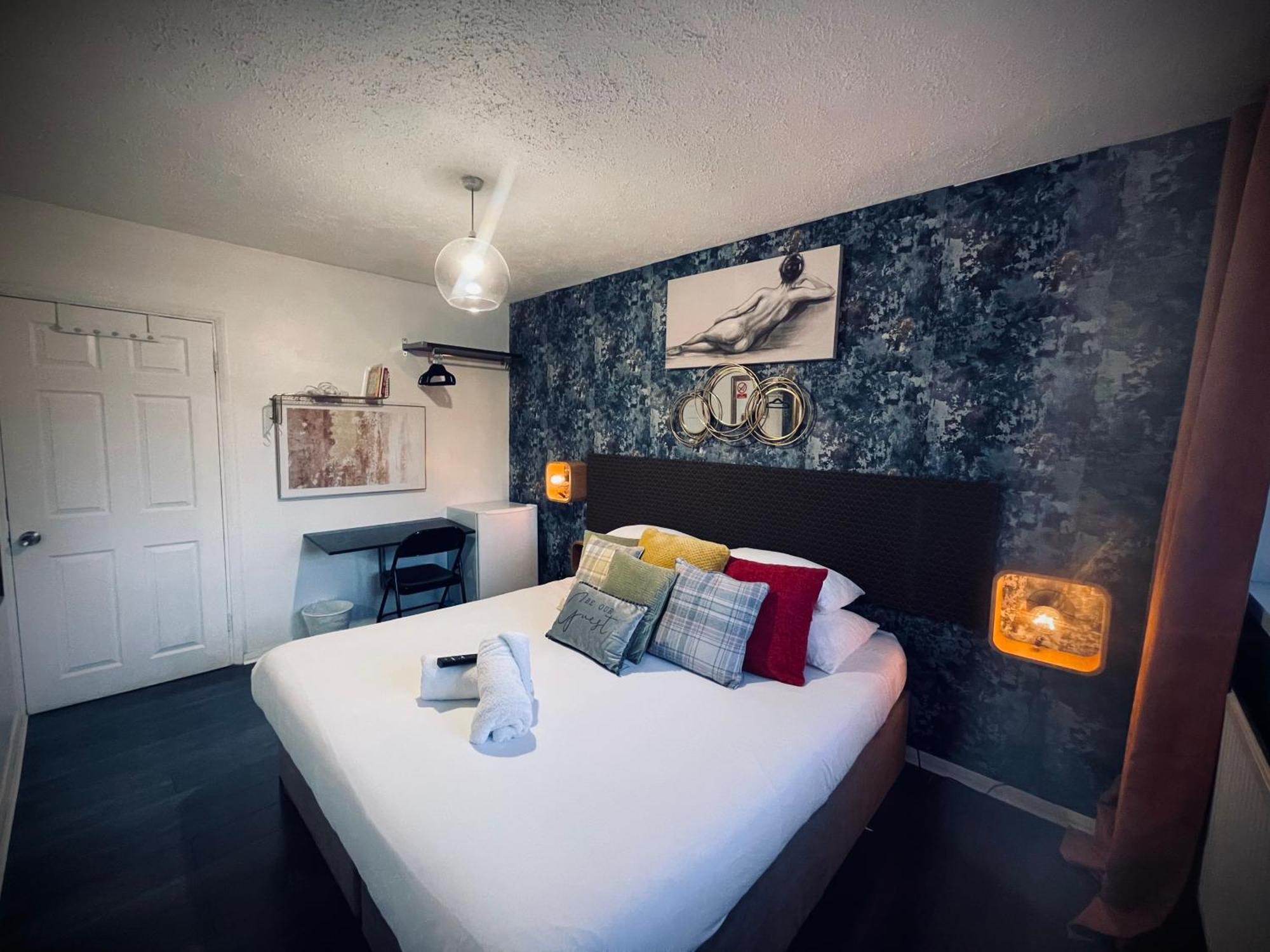 Apartamento R1 Superking Sized Bed & 65" Tv On The Wall In Clapham Londres Exterior foto
