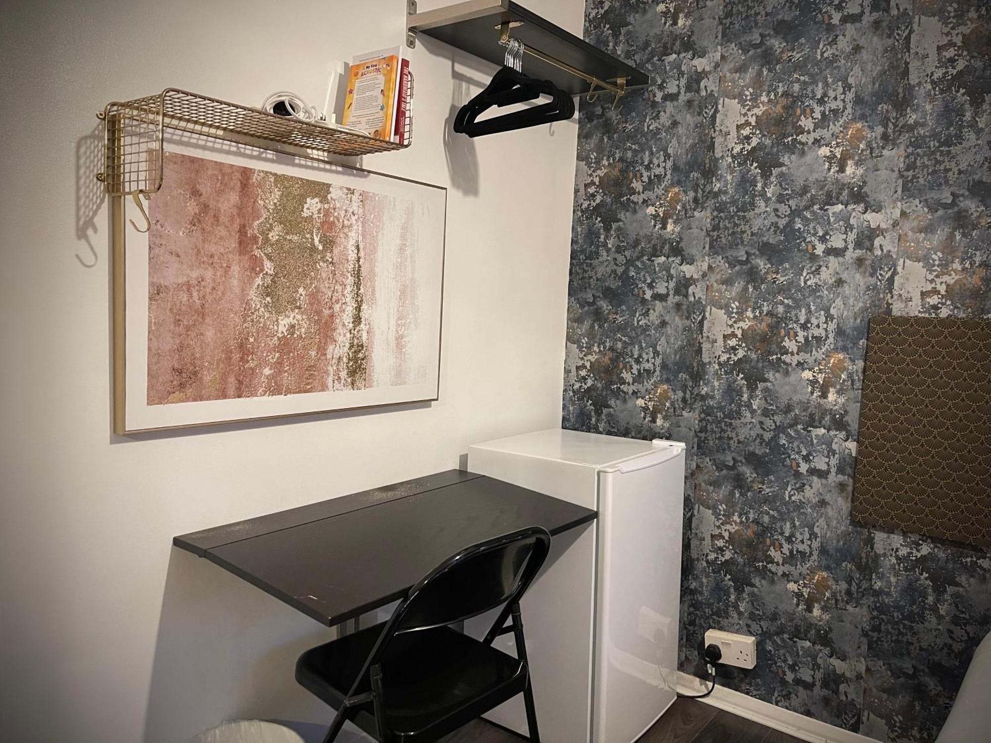 Apartamento R1 Superking Sized Bed & 65" Tv On The Wall In Clapham Londres Exterior foto