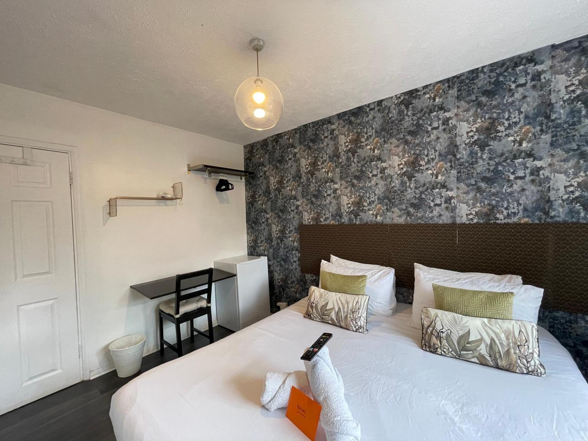 Apartamento R1 Superking Sized Bed & 65" Tv On The Wall In Clapham Londres Exterior foto
