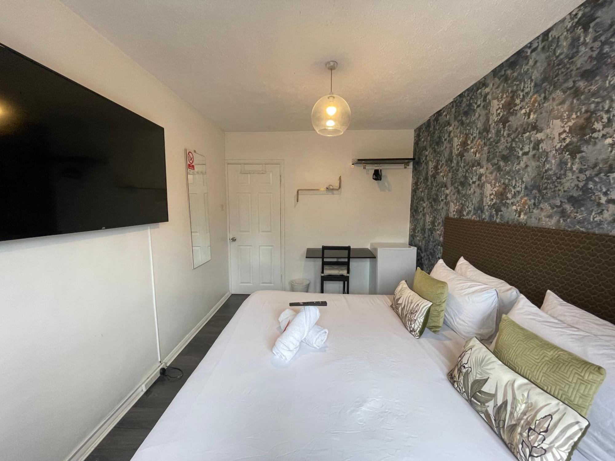 Apartamento R1 Superking Sized Bed & 65" Tv On The Wall In Clapham Londres Exterior foto